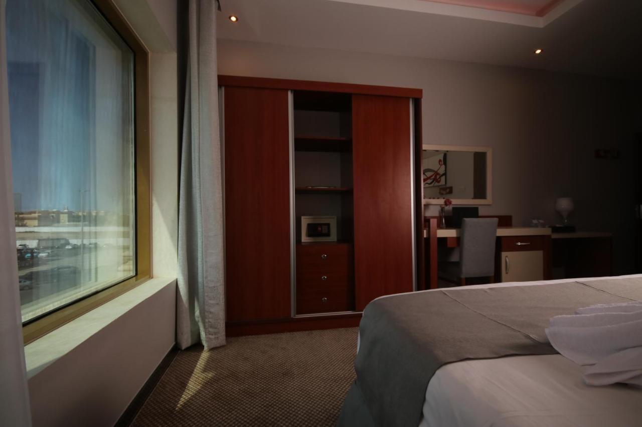 Tobal Al Zahra Hotel Apartments Τζέντα Εξωτερικό φωτογραφία